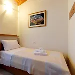 Kiparisia Fánai