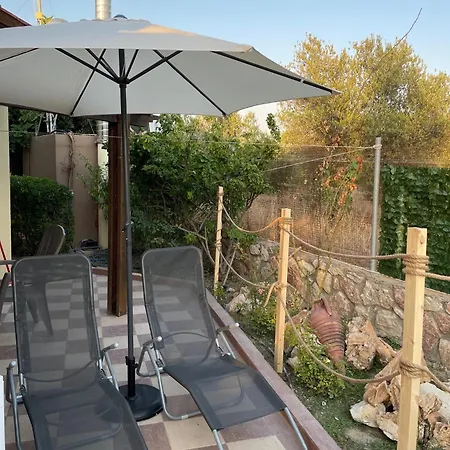 Kiparissia Rhodes Villa Fánai