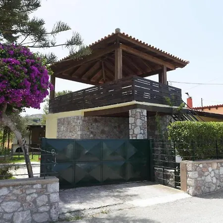 Kiparisia Villa Fánai