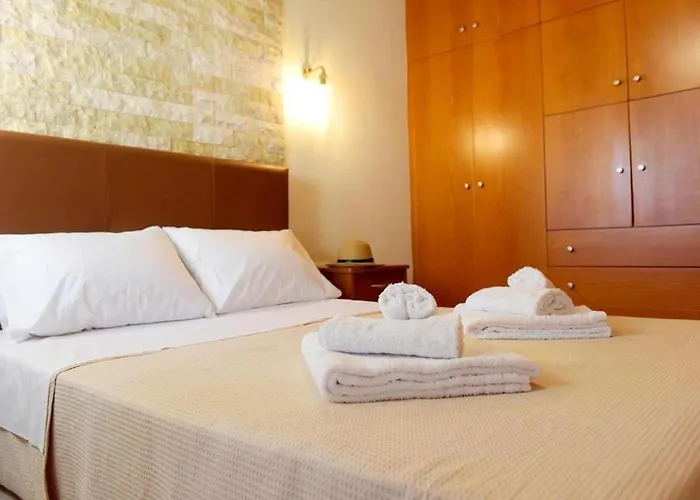 Kiparisia فيلة Fánai