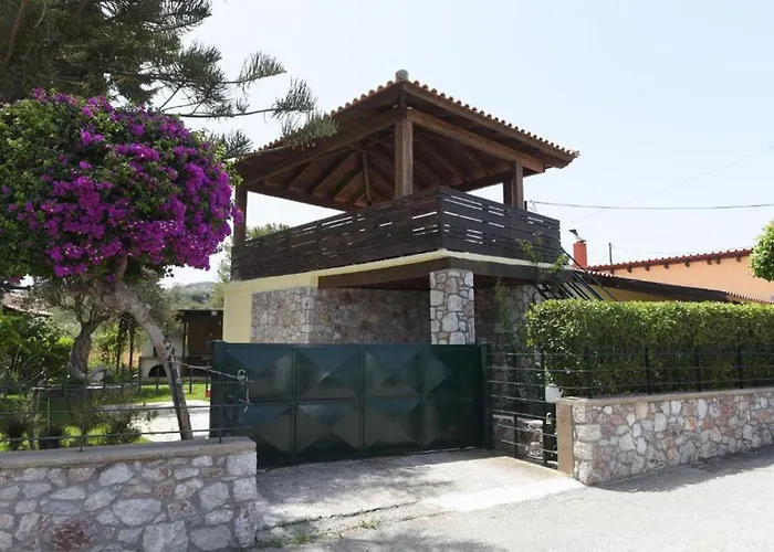 Kiparisia Villa Fánesz